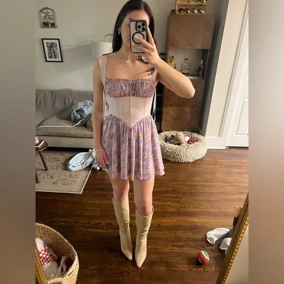 For Love & Lemons Brenna Mini Floral Dress Size Medium NWT - Picture 10 of 15